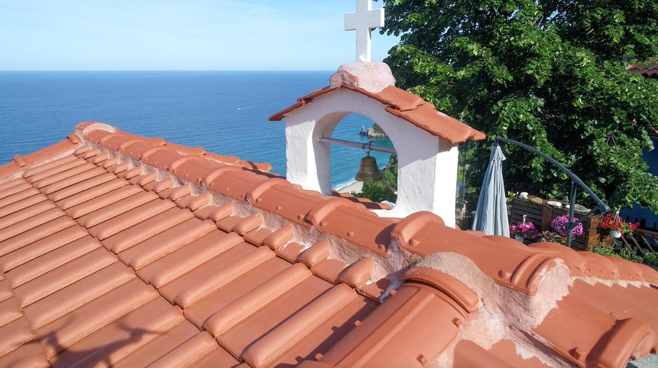 Balcony On The Rocks Holiday home Agioi Saranta